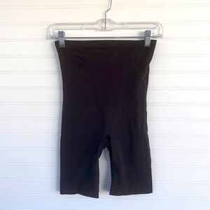 Maidenform Shaping thigh slimmer Size Medium